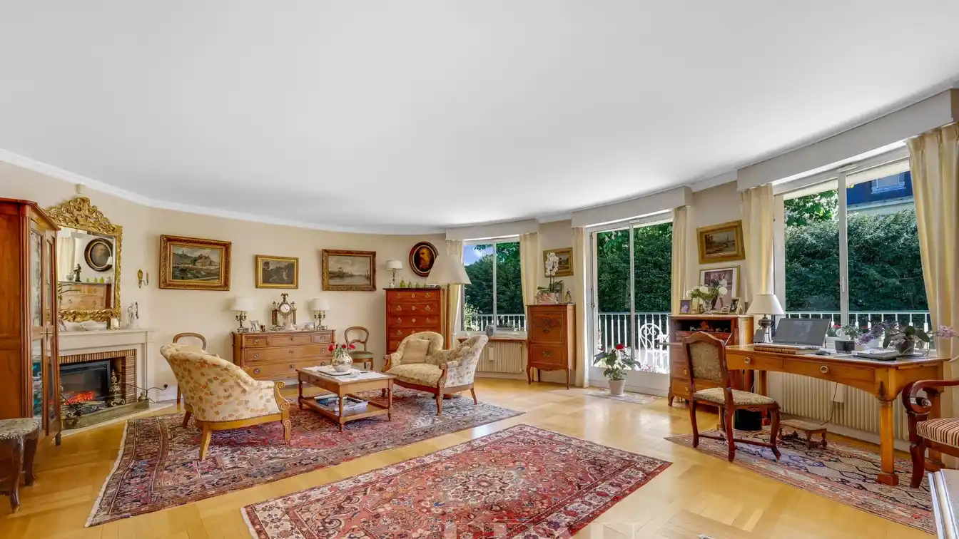 Spacious Well-designed Apartment