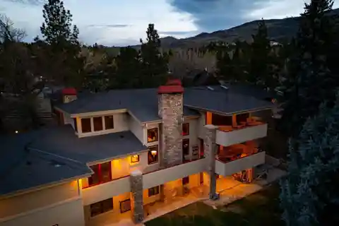 Completely Remodeled Luxury Estate