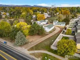 Endless Opportunities on 2.5 Acres