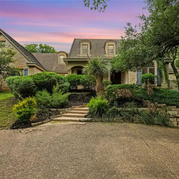 PRIVATE FRENCH COUNTRY RETREAT