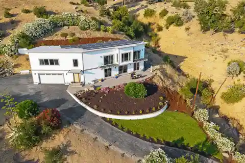 Versatile Living with Modern Elegance