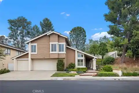 Fabulous Home at the End of a Cul-De-Sac