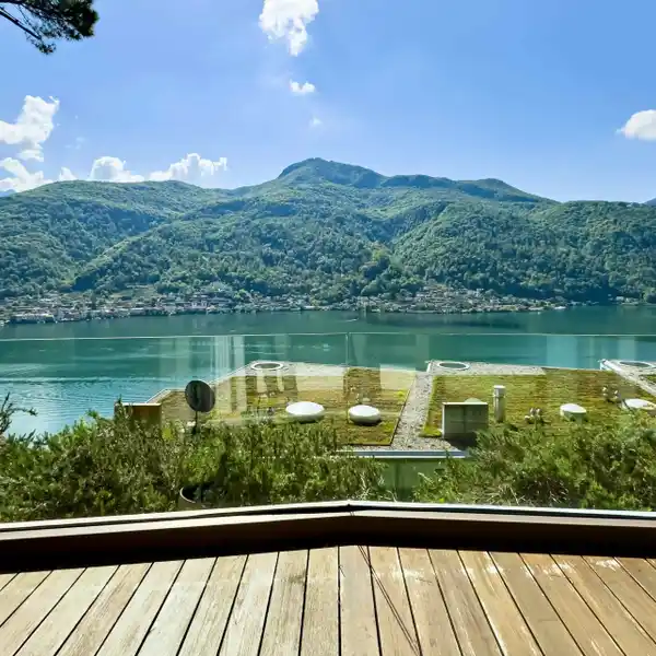 MODERN LAKE VIEW APARTMENT