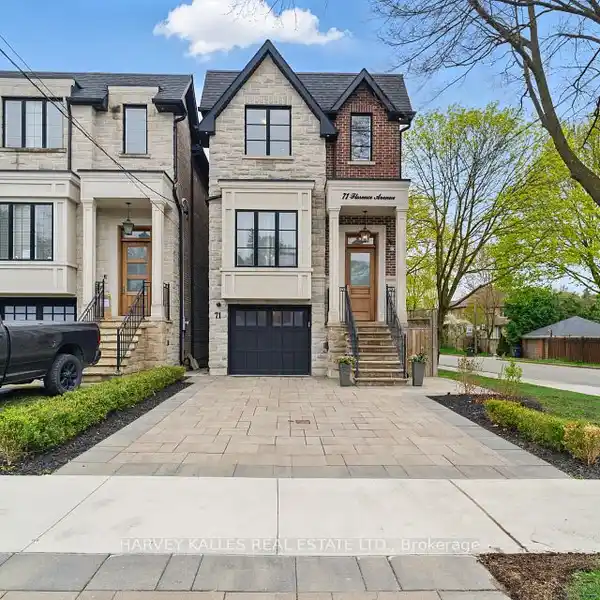 BEAUTIFULLY DESIGNED HOME IN IDEAL LOCATION