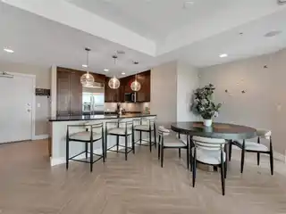 Beautiful Mercato Condominium