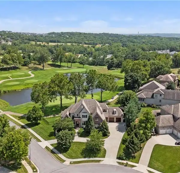 CUSTOM ESTATE AT THE NATIONAL