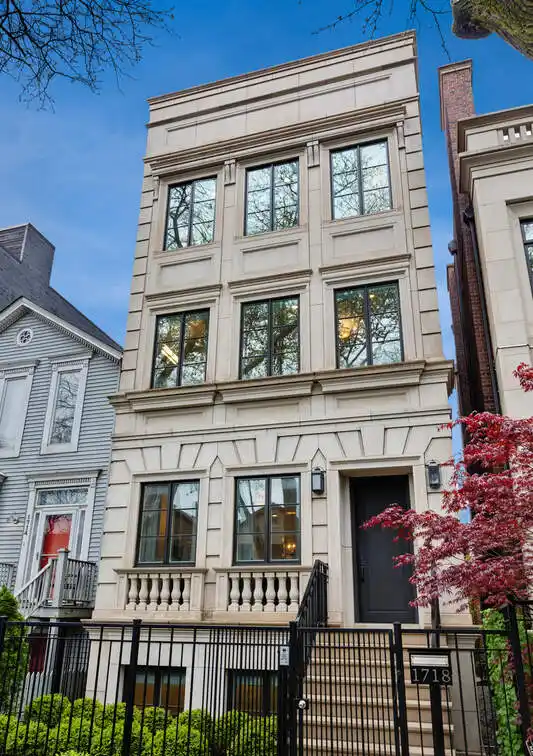 East Lincoln Park Residence of Timeless Elegance