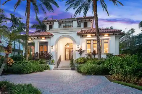 Exclusive Home in an Exquisite Old Naples Location