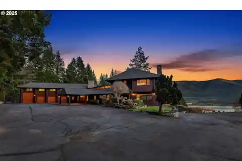 Extraordinary Home on 3.64 Acres