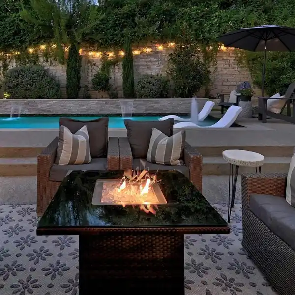 LUXURIOUS DESIGNER HOME IN THE RIDGE AT ALTA VISTA