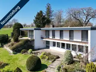 Spacious Bungalow Style Home in Quiet Yet Convenient Location