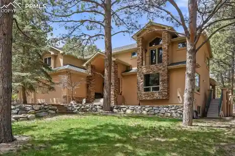 Luxury Home on a Wooded Lot in Woodmoor