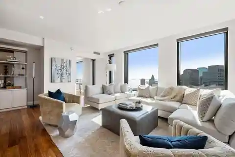 High-Floor Home in the Sudbury