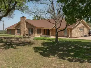 Exceptional 20 Acre Property