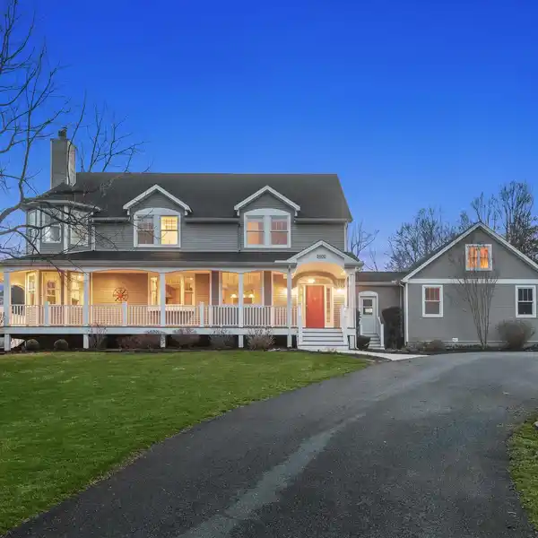 VICTORIAN-INSPIRED FARMHOUSE ON OVER THREE ACRES