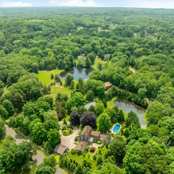 ONE OF THE FINEST RESTORATIONS IN NEW ENGLAND