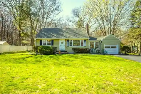 Spacious Cape Cod Home in Prime Location
