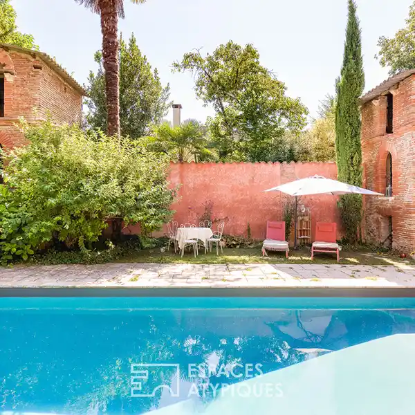FORMER 18TH-CENTURY FARMHOUSE FULLY RENOVATED