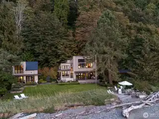 Unparalleled Waterfront Luxury and Privacy