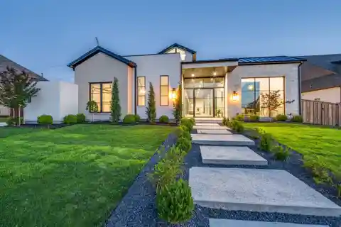 Magnificent New Construction Property