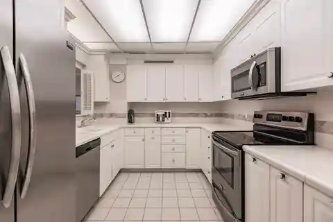 Bright and Spacious Top-Floor Condo