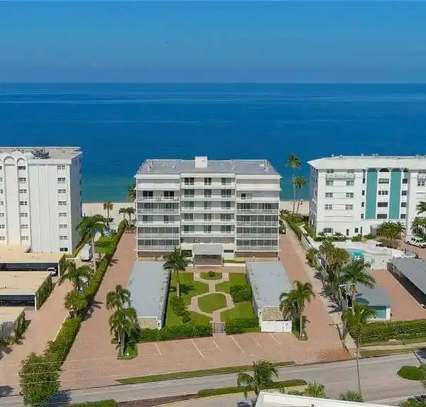 UNPARALLELED BEACHFRONT LIVING