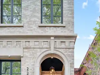 Stunning Lincoln Park Penthouse