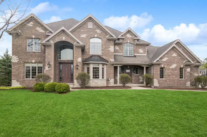 Refined Living in Prestigious Whispering Creek