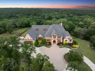 English Countryside Charm Above Lake Grapevine