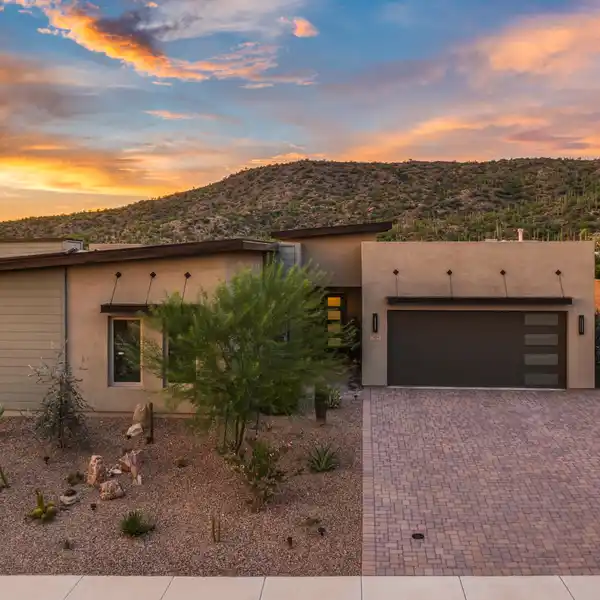 REFINED DESERT LIVING