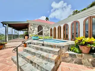 Magnificent Bordeaux Mountain Villa