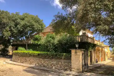 Historic Finca with Pool and Tennis Court, Well Located Near the Coast of Llorencina.