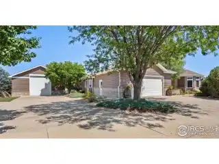 Charming Property in North Shores at Windsor