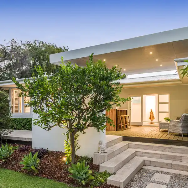 GORGEOUS FULLY RENOVATED CONTEMPORARY HOME