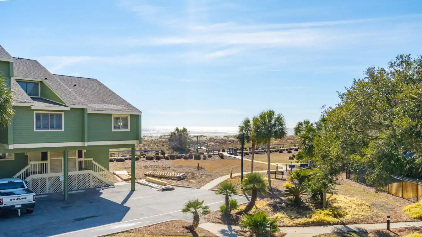 Beautifully Renovated and Decorated Condominium