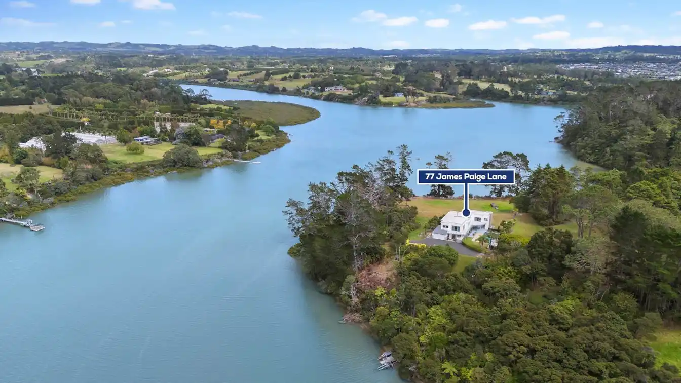 Captivating Waterfront Retreat