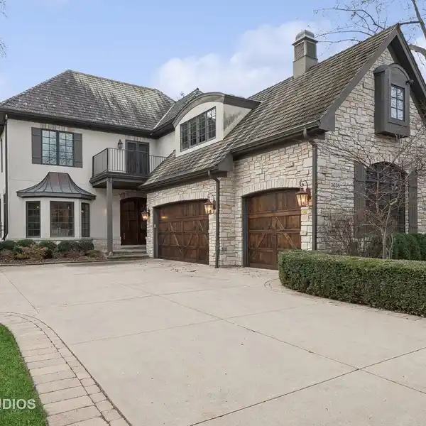 LUXURY MEETS FUNCTION ON TREE-LINED STREET
