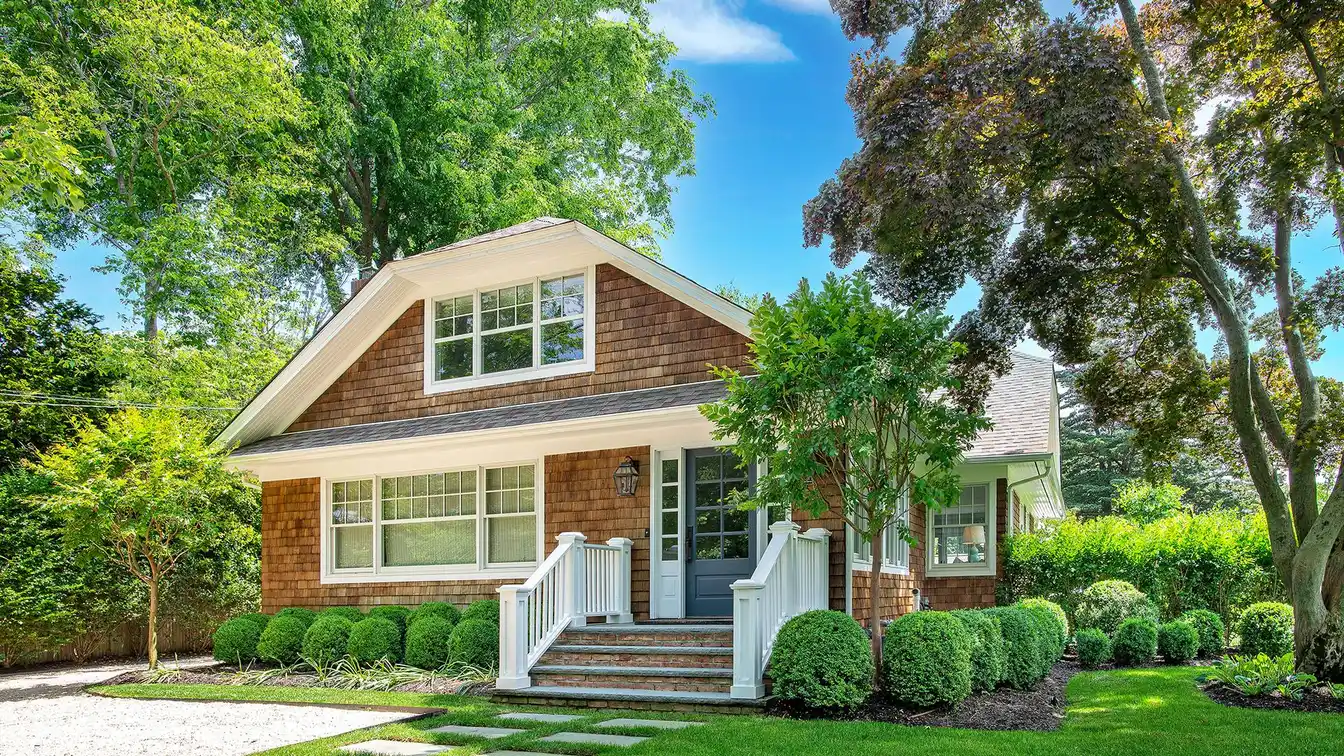 Bridgehampton Village Cottage with Private Backyard Oasis