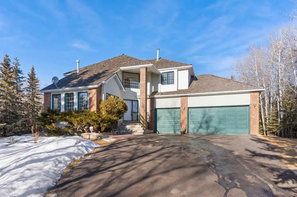 Special Private Acreage Property