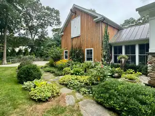 Serene East Hampton Escape with Total Privacy