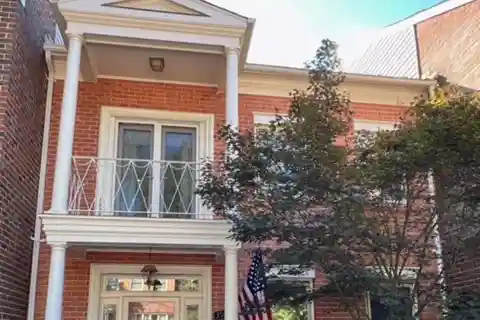 Magnificent Brick Townhouse in Carriage Hill