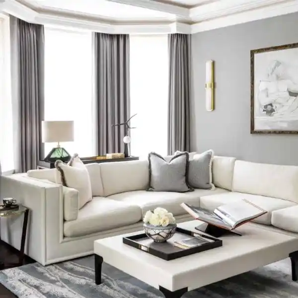 EXCEPTIONAL PROPERTY MOMENTS AWAY FROM BUCKINGHAM PALACE