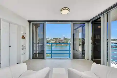 Beautifully Appointed Penthouse End Unit