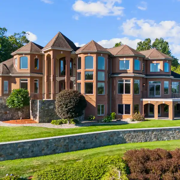 A MASTERPIECE OF ARCHITECTURE AND DESIGN