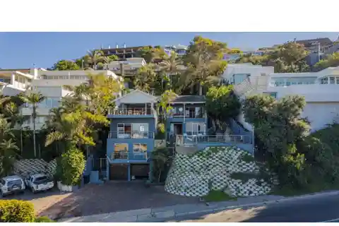 Prime Location with Spectacular Sea Views