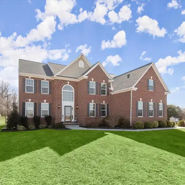 A PREMIERE OFFERING IN HIGHLY SOUGHT-AFTER SHIPLEY'S CHOICE