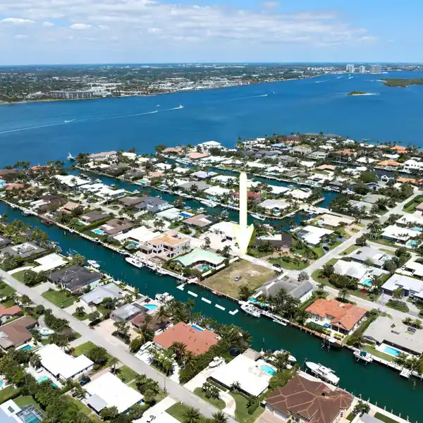 PRIME WATERFRONT PROPERTY