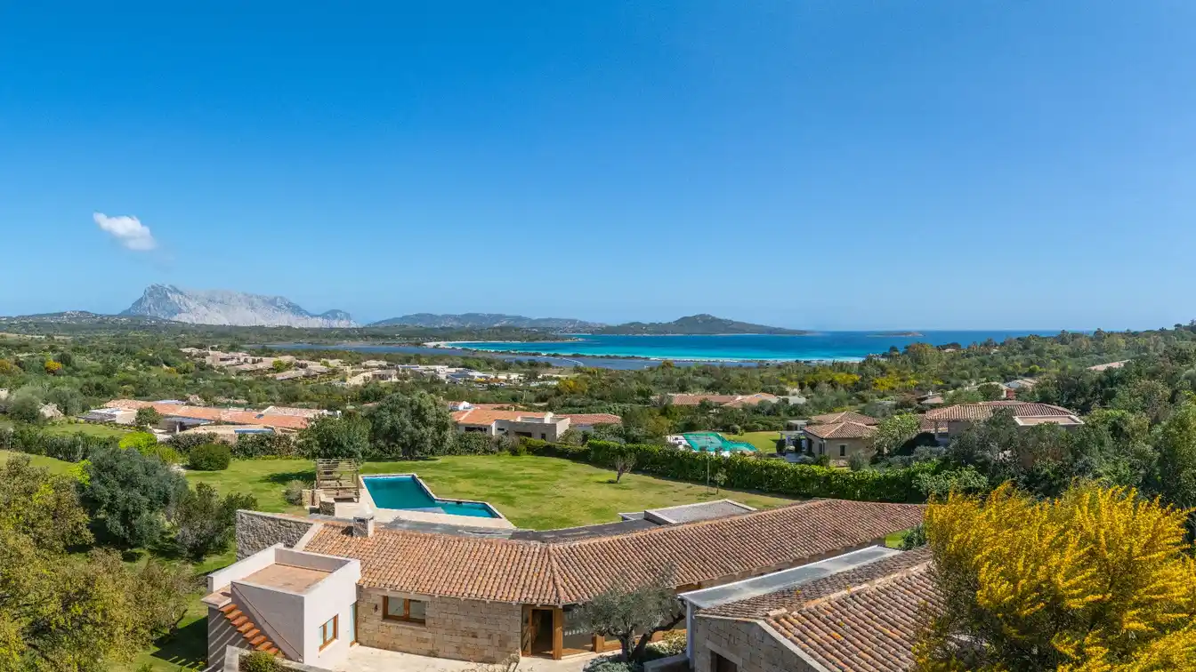 Expansive Villa with Breathtaking Views