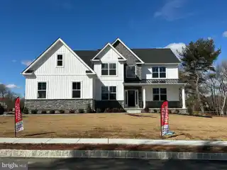 New Construction in a Convenient Location