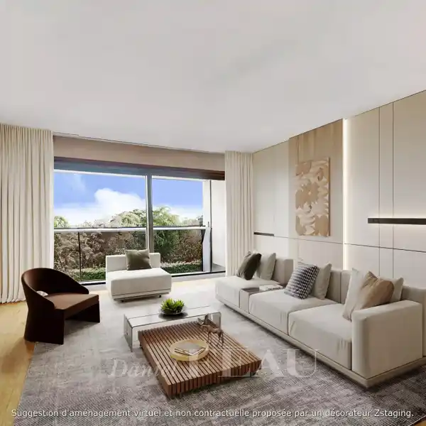 SPACIOUS APARTMENT WITH TERRACE IN PRIME LOCATION